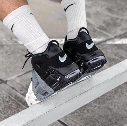 ナイキエアモアアップテンポトレカラー（GS）3色ステッチ