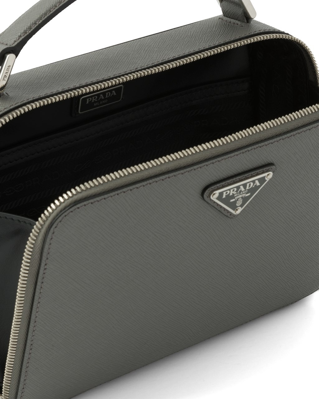 累積売上総額第１位！【PRADA】ショルダーバッグ_2VH069_9Z2