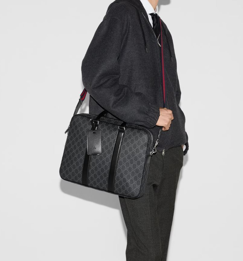 新作【グッチ】GGブリーフケース