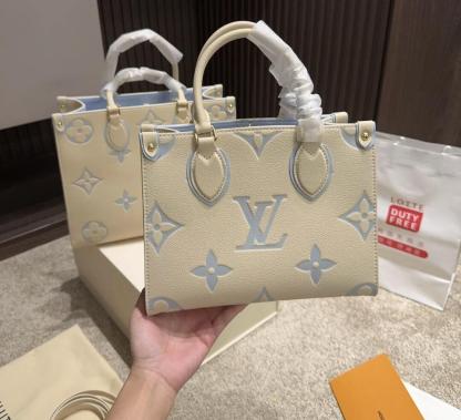 【新作！かわいいミルキーカラー♪】ルイヴィトン オンザゴー PM