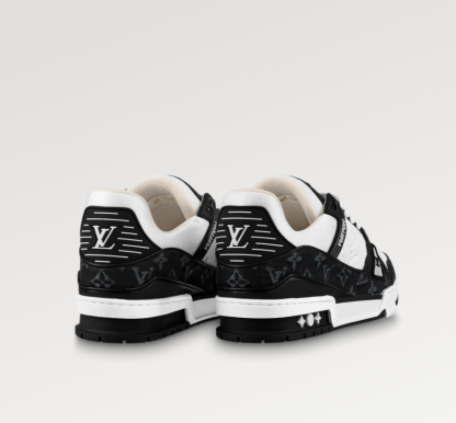 ◆人気を誇る1足【 LV 】LV トレイナー・ライン スニーカー
