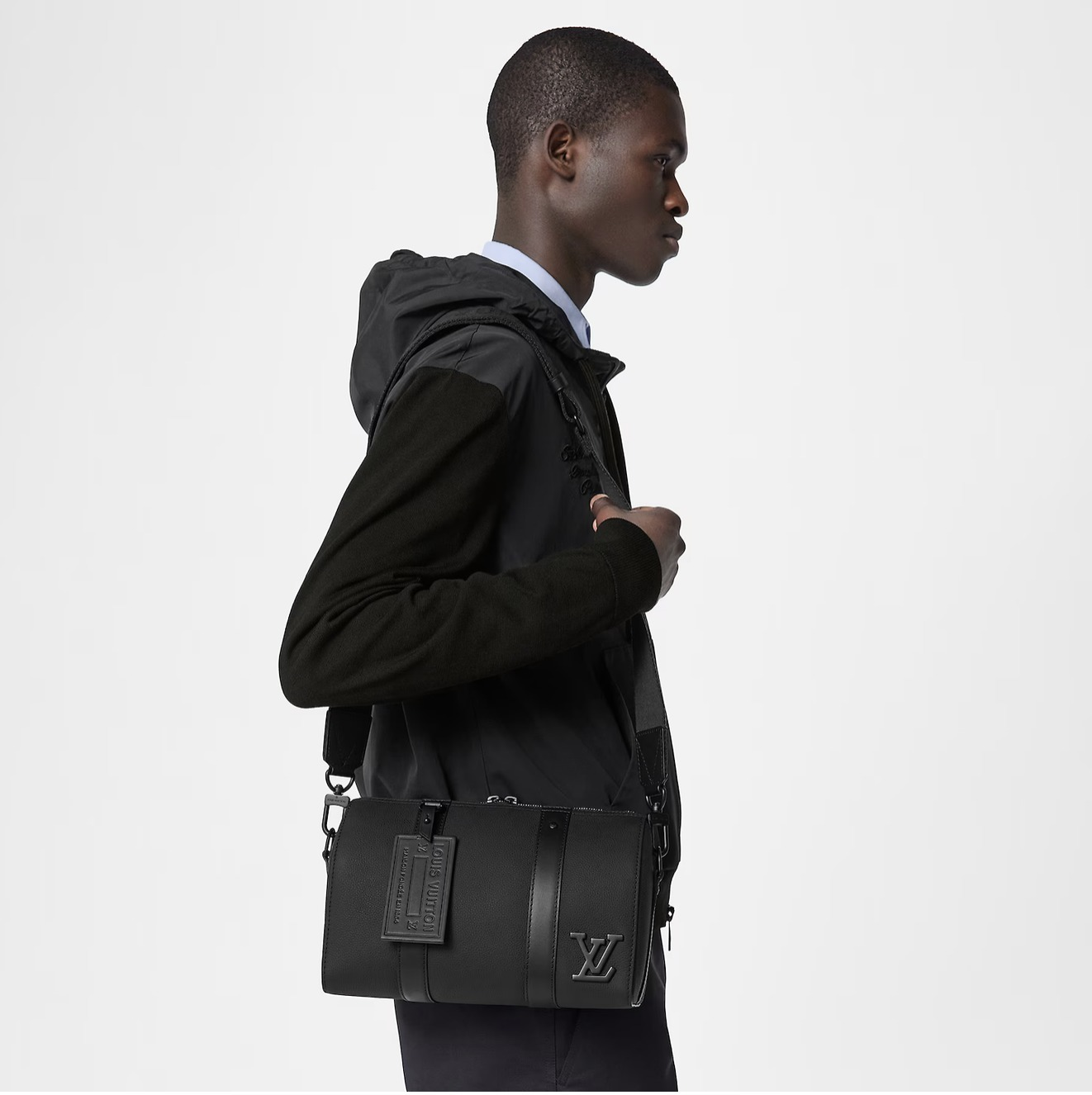 ◆カッコイイ漆黒【 Louis Vuitton 】シティ・キーポル  M59255