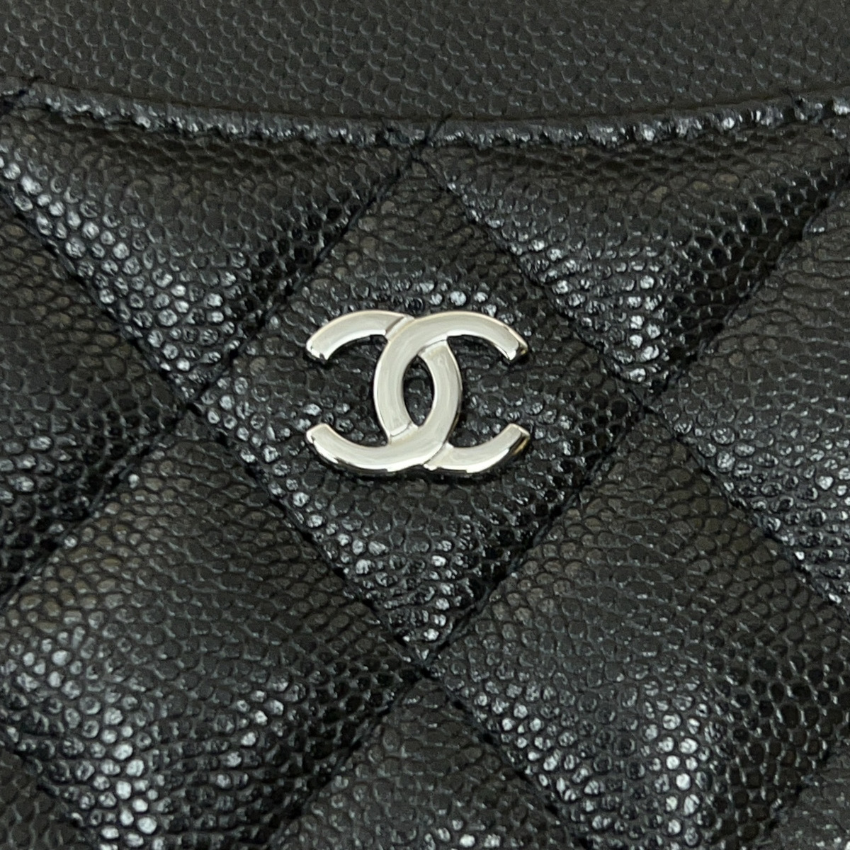国内即発 CHANEL フラグメントケース キャビア ミニ財布