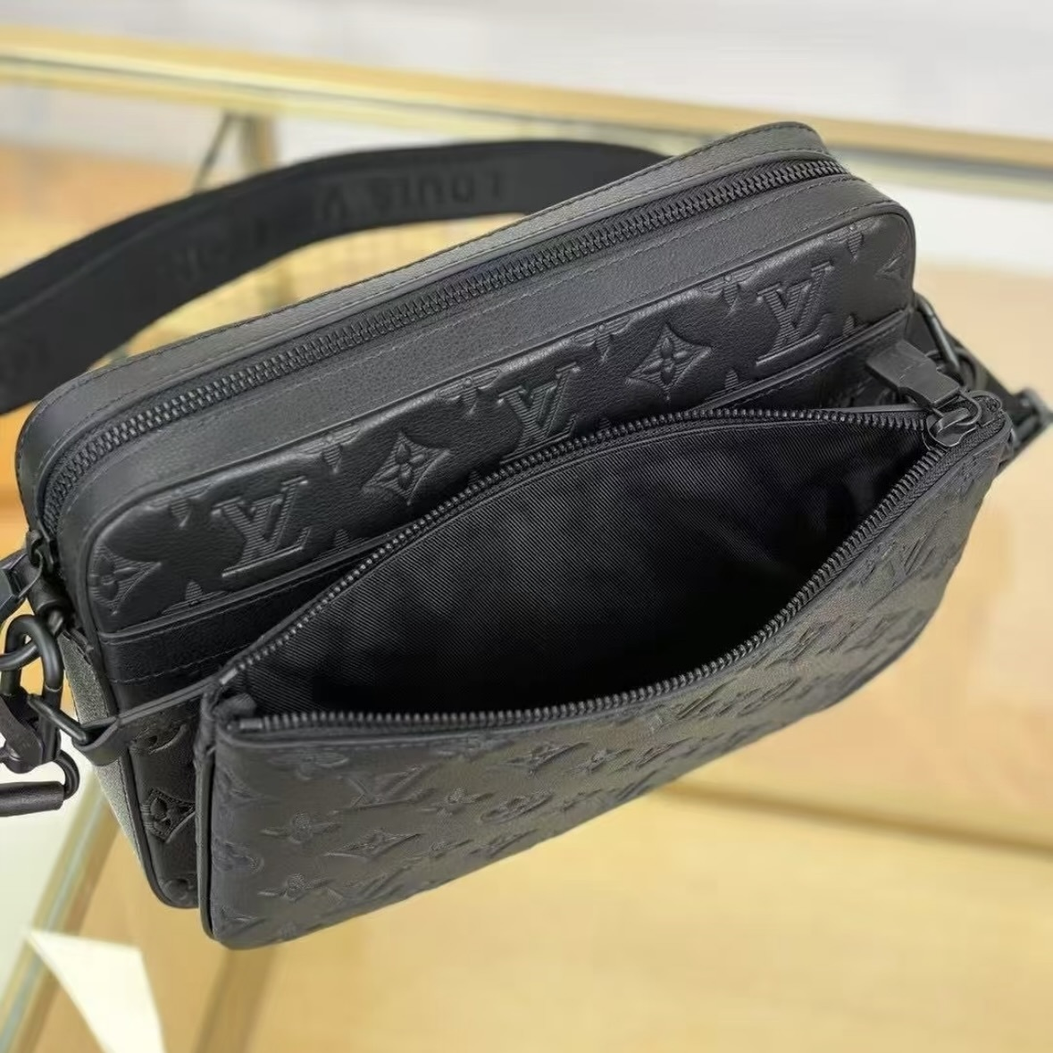 ◆ちょっとした外出に【 LV 】トリオ・メッセンジャー