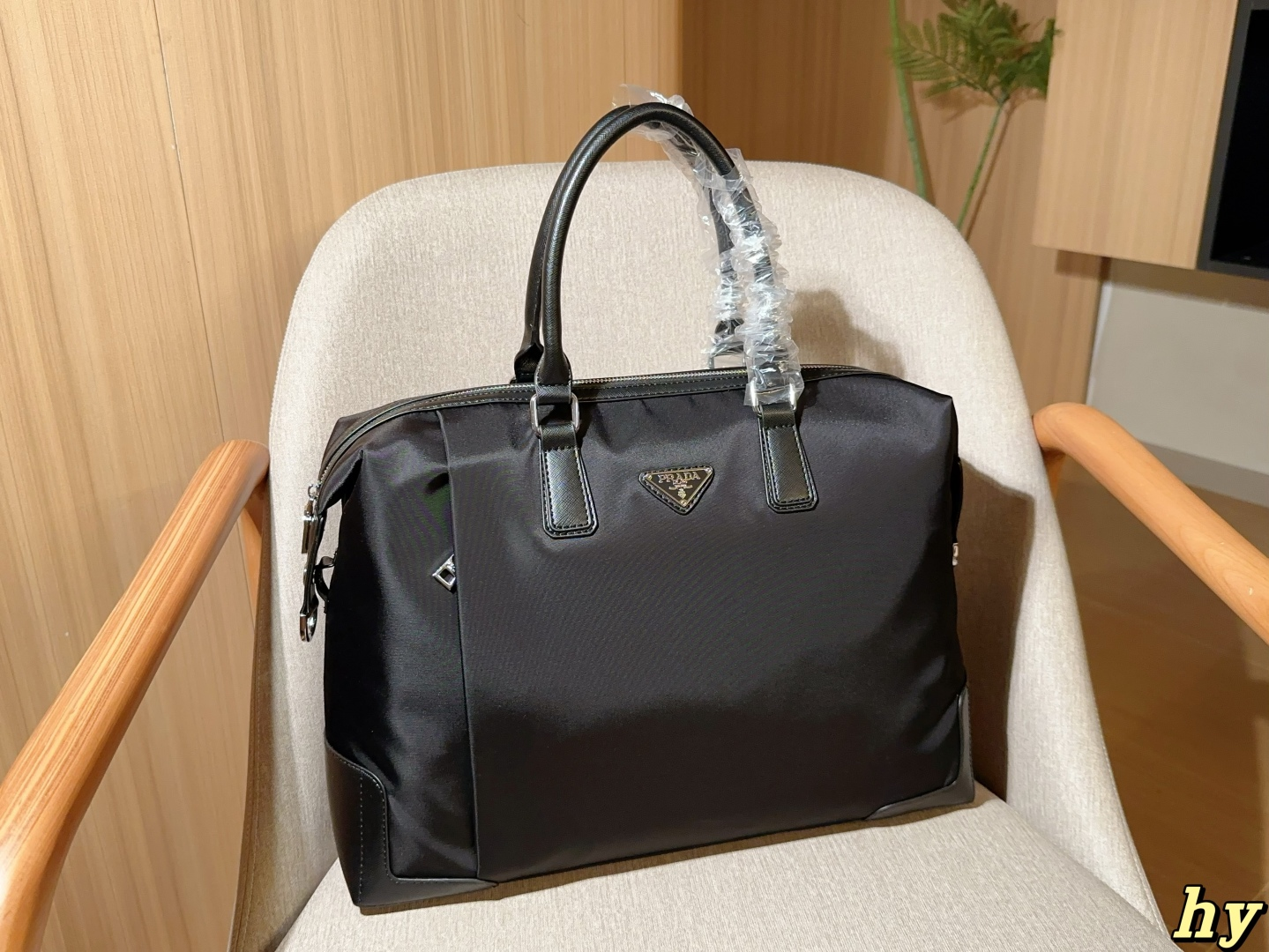 【セール】PRADA プラダ ストラップ付き ナイロン トート 1BG189
