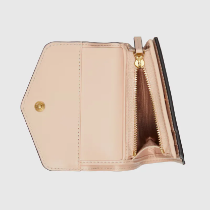 国内即発【GUCCI】GG ミディアム ウォレット 三つ折り 可愛い