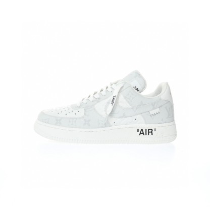 【日本未入荷】♪超入手困難Louis Vuitton x Nike Air Force1 白いエンボスパターン【本物保証】【代金引換】
