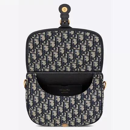 累積売上総額第１位【DIOR】DIOR BOBBY ミディアムバッグ