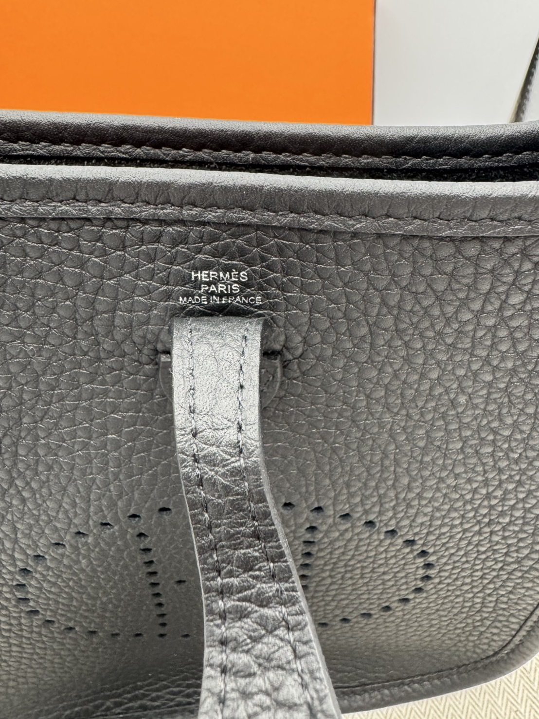 【入手困難】すぐ届く☆エルメス ミニエヴリンTPM 16 ノアール