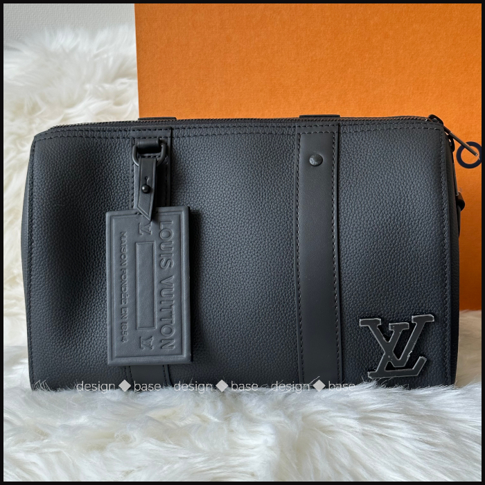 ◆カッコイイ漆黒【 Louis Vuitton 】シティ・キーポル  M59255