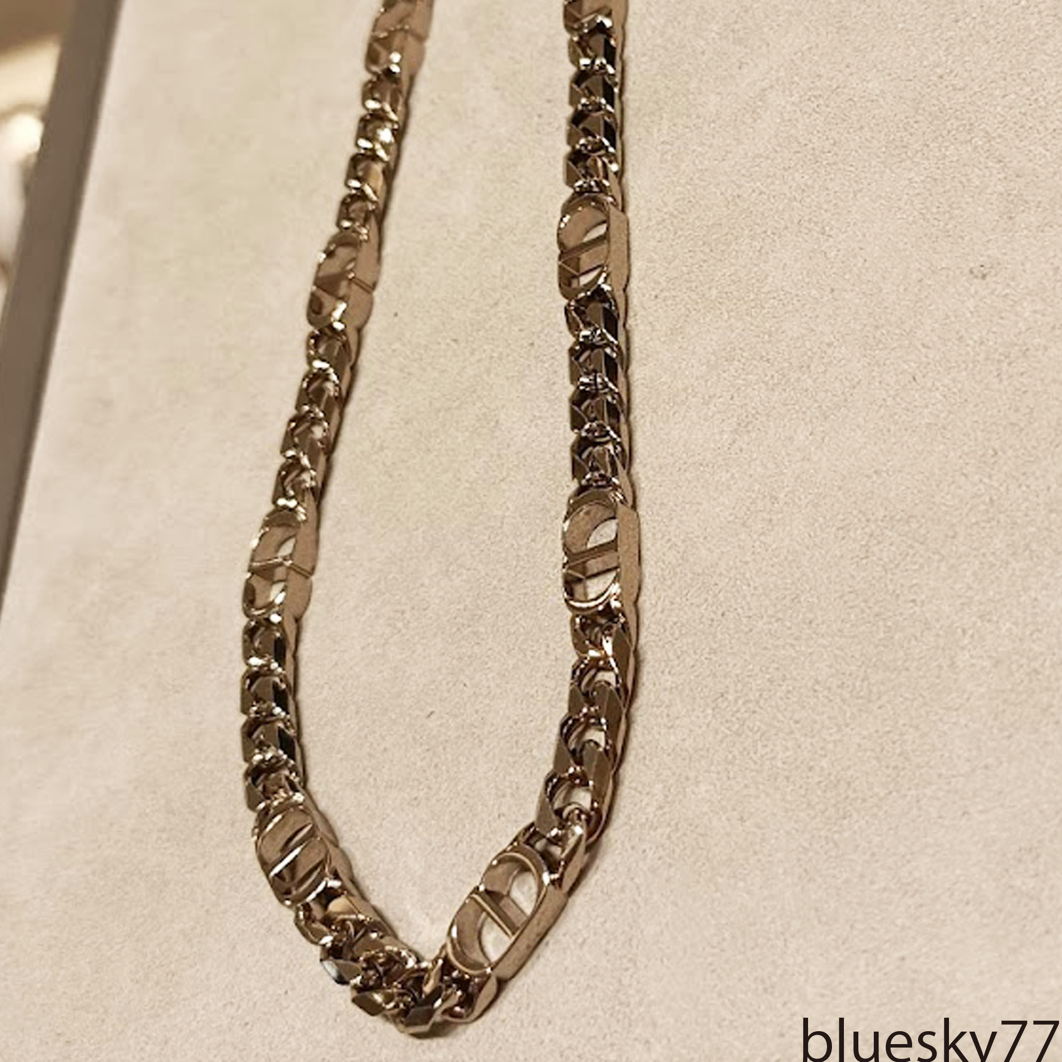 すぐ届く！DIOR CD Icon チェーンリンク ネックレス 人気