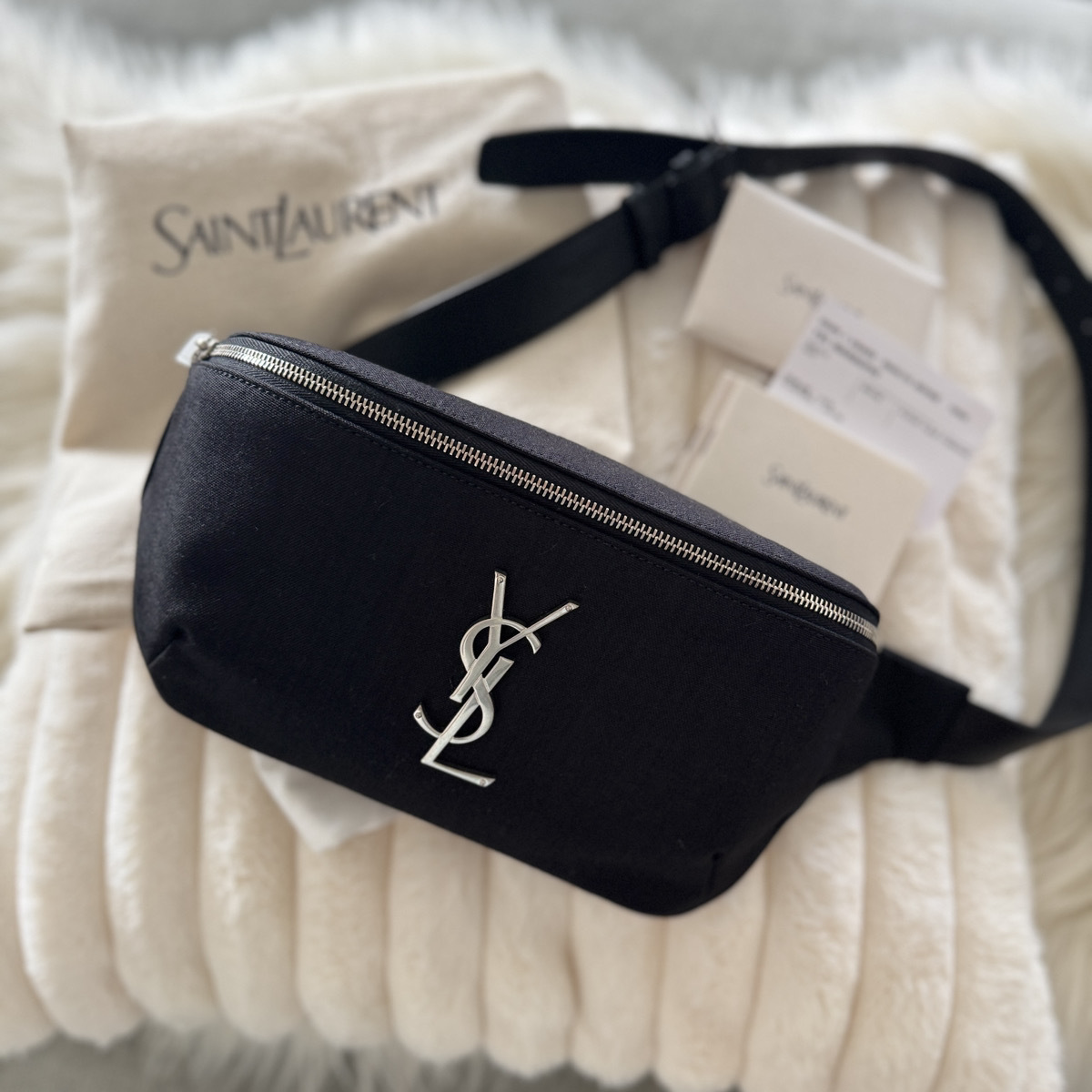 関税送料込国内発送★SAINT LAURENT ベルトバッグ