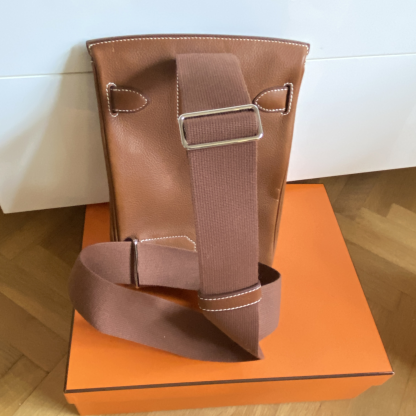 Hermes☆ショルダーバッグHac a dos PM フォーヴ バレニアパリ発