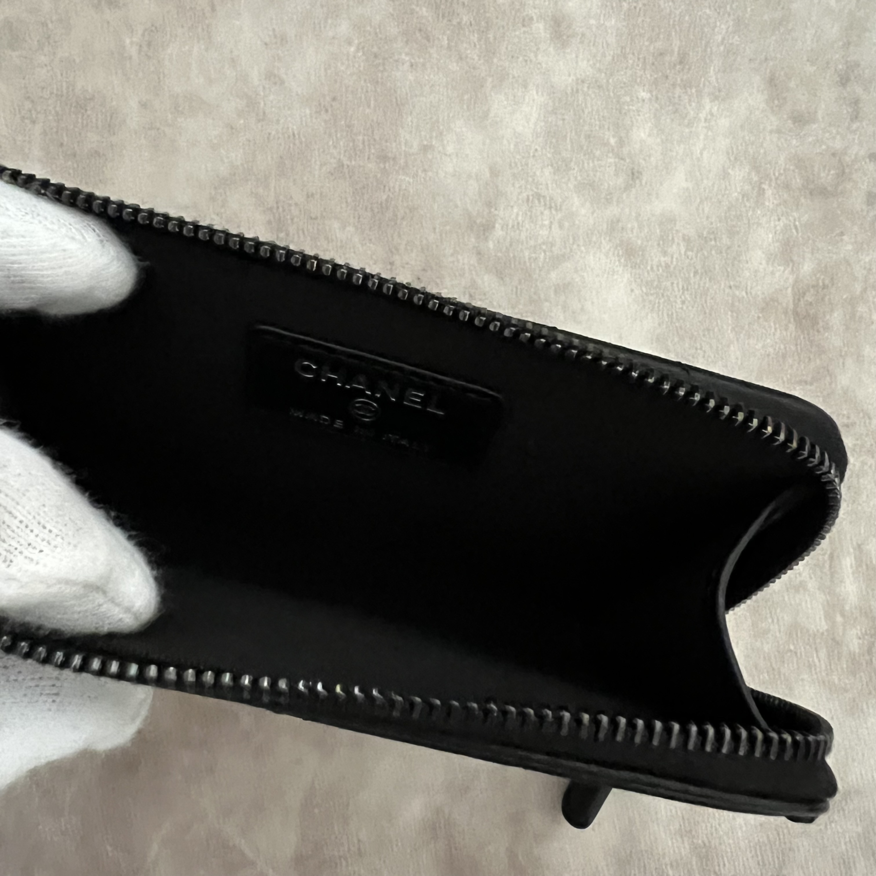 国内即発 CHANEL フラグメントケース キャビア ミニ財布