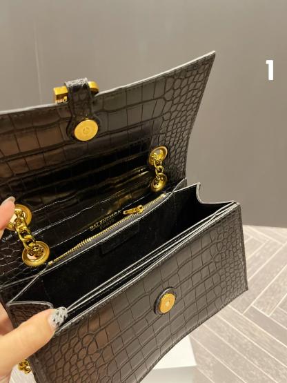 【BALENCIAGA】アワーグラスシェイプ XS ハンドルバッグ