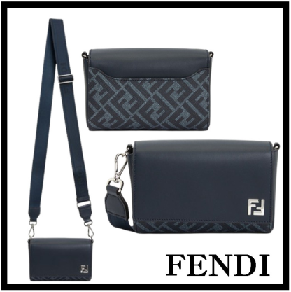 ★関税込★FENDI★FFスクエア コンパクト バッグ★