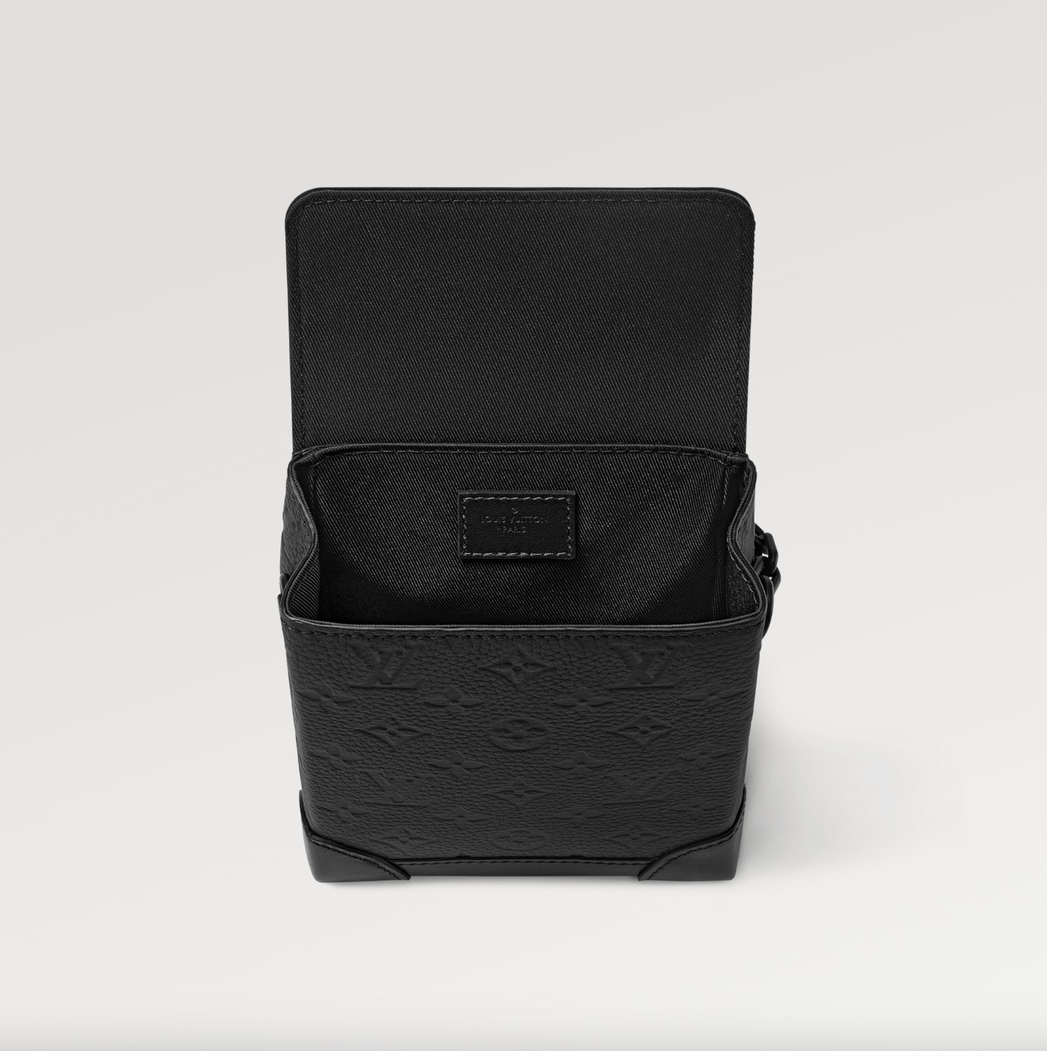 新作*LV モノグラムミニショルダーバッグ ナノスチーマー M82774