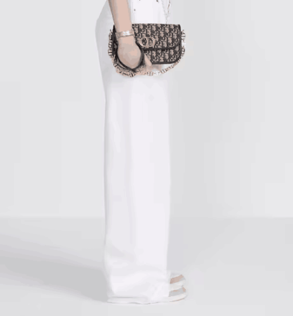 新作     30 MONTAIGNE AVENUE バッグ