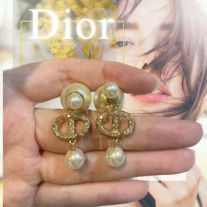 上品♡可愛い【DIOR】 TRIBALES ピアス パール