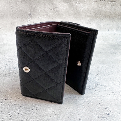 CHANEL 三つ折り財布 キルティングレザー