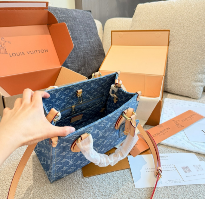 【国内発送】Louis Vuitton　オンザゴー　PM　トートバッグ