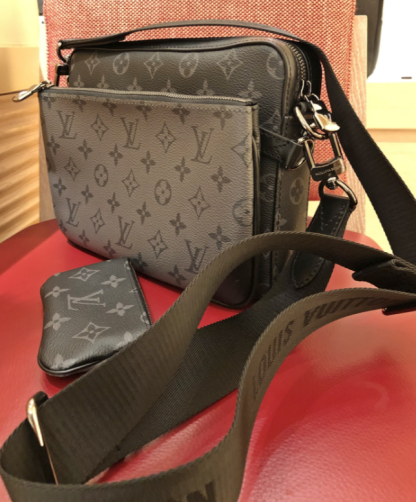 ルイヴィトン★最新作 トリオ・メッセンジャーバッグ★関税込み
