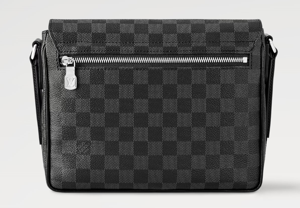 ☆安心の国内発送☆LV ディストリクト PM NV3　新モデル☆素敵♪