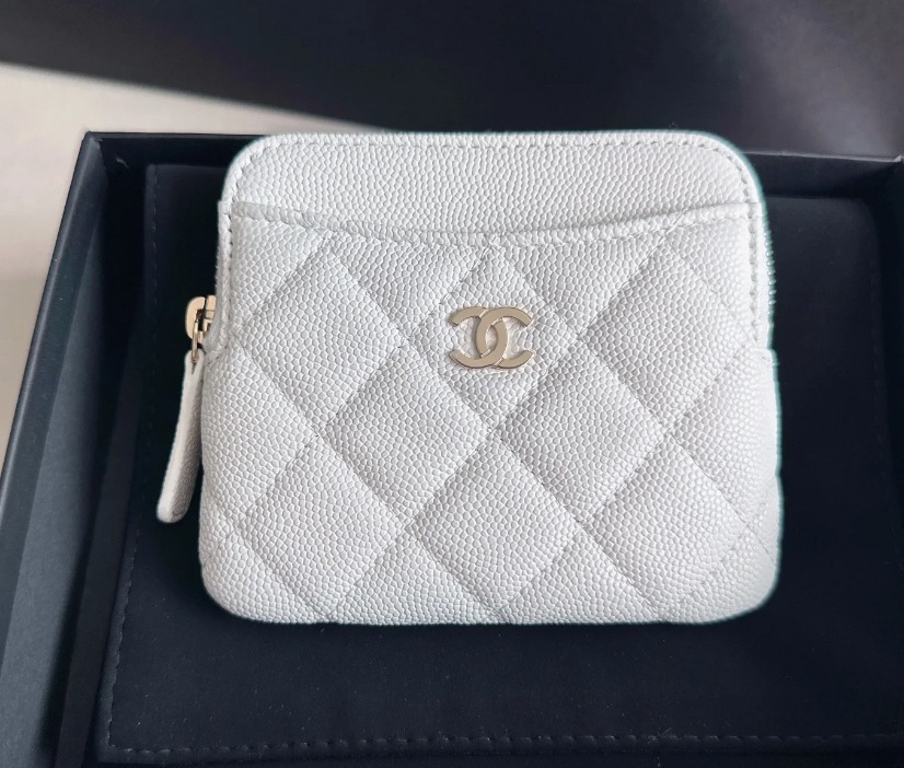 【コンパクトなのに収納力◎】CHANEL ショートウォレット 財布