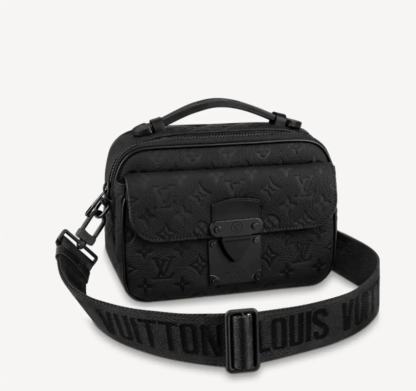 新作 LOUIS VUITTON 直営店 メッセンジャー モノグラム 黒 M58489