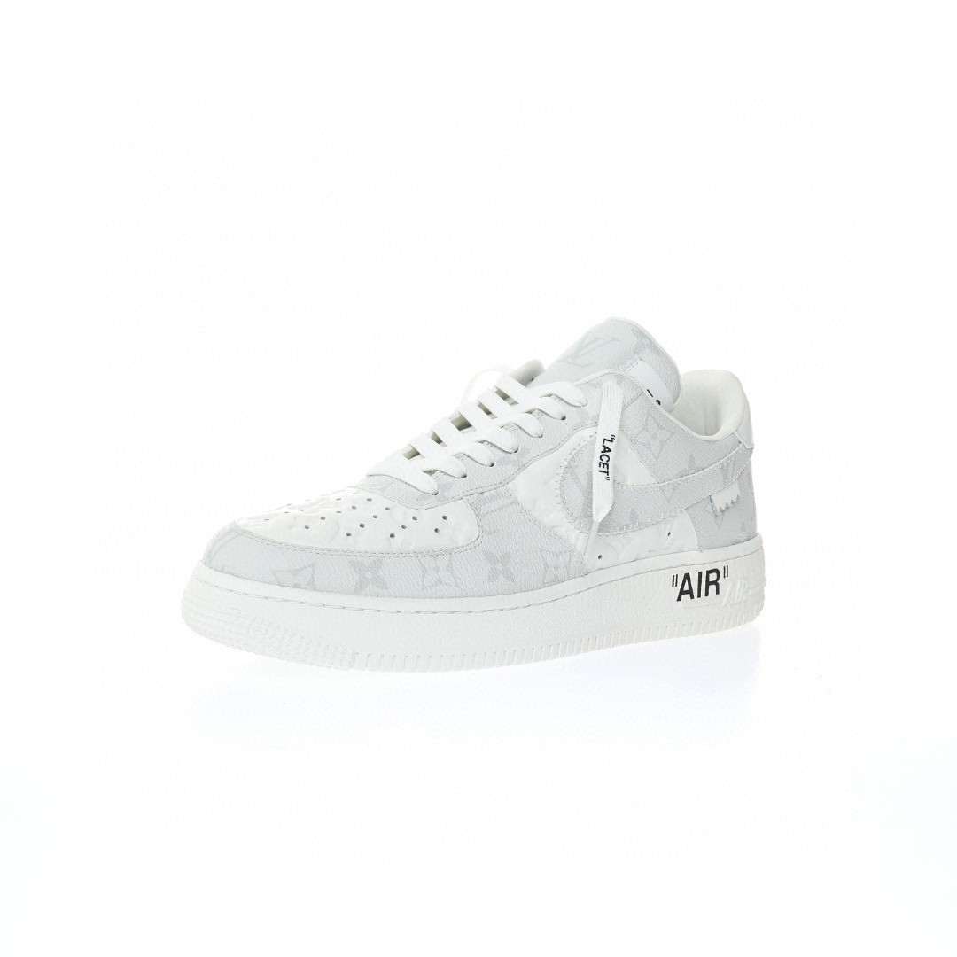 【日本未入荷】♪超入手困難Louis Vuitton x Nike Air Force1 白いエンボスパターン【本物保証】【代金引換】
