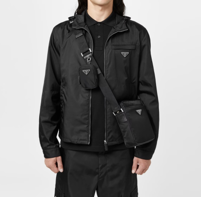 VIP価格◆PRADA◆プラダ◆メンズ ナイロン ショルダーバッグ