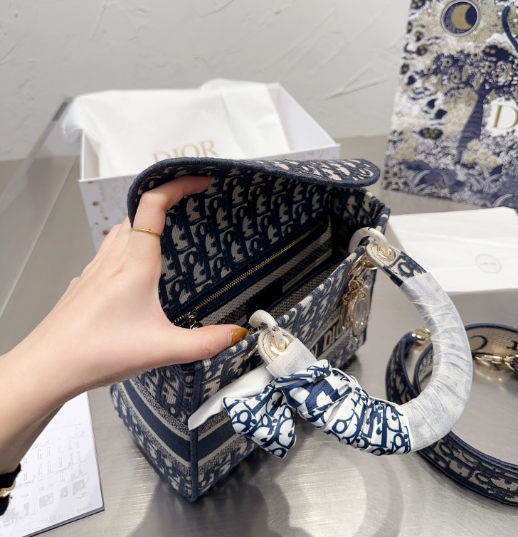 ミニ レディ D-ライト バッグ