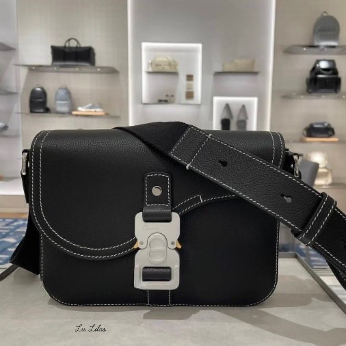 【ギフトにも☆】DIOR Saddle メッセンジャーバッグ ミニ