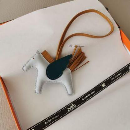 超入手困難【HERMES】エルメス チャーム 一点のみ入荷