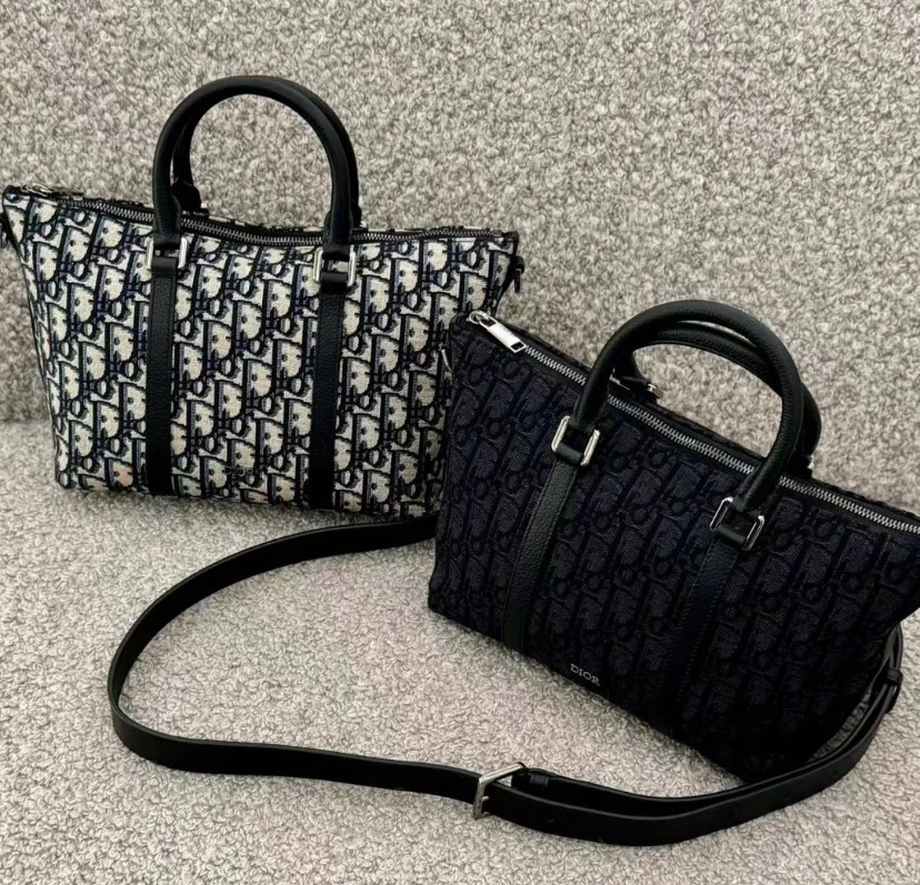 ユニセックス ２Way【DIOR】Weekender25 バッグ