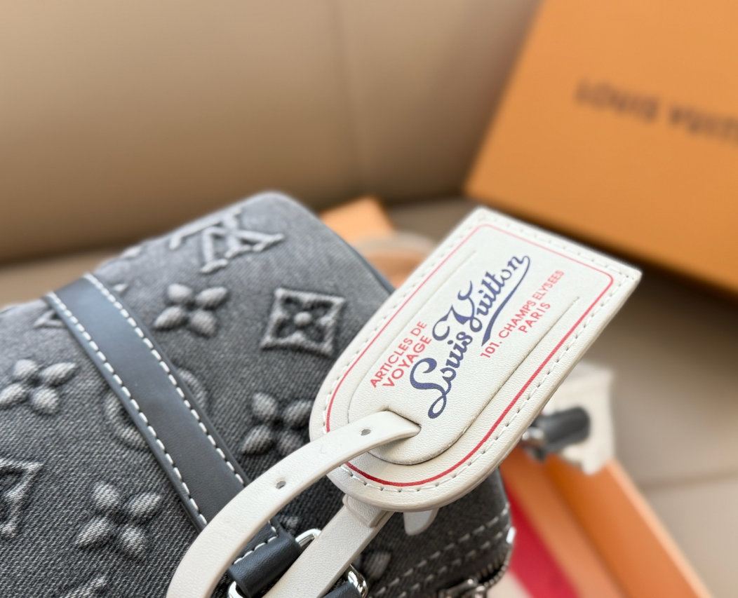 [SALE]ヴィトン Vuitton レア キーポルバンドリエール 25