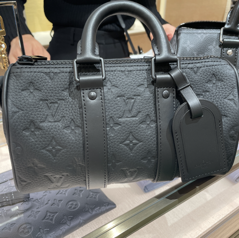 国内発送【Louis Vuitton】キーポル・バンドリエール 25