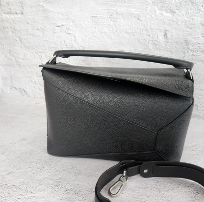 ★送料・関税込★LOEWE★ロエベ ロゴ ラージ パズルバッグ★BK