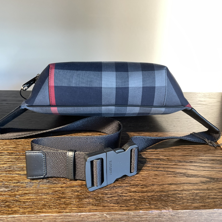 BURBERRY☆大人気ショルダーバッグ☆ML SONNY CHK