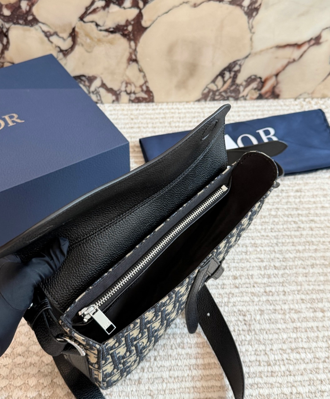 Dior Saddleバッグ《Dior Oblique》ベージュ/黒 カーフ DHL 直営