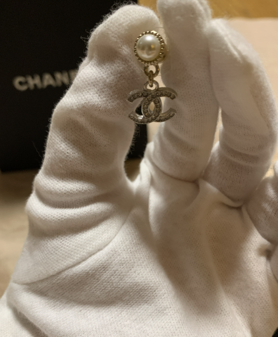 24K◆揺れるCC×パールがかわいい◆CHANEL ピアス