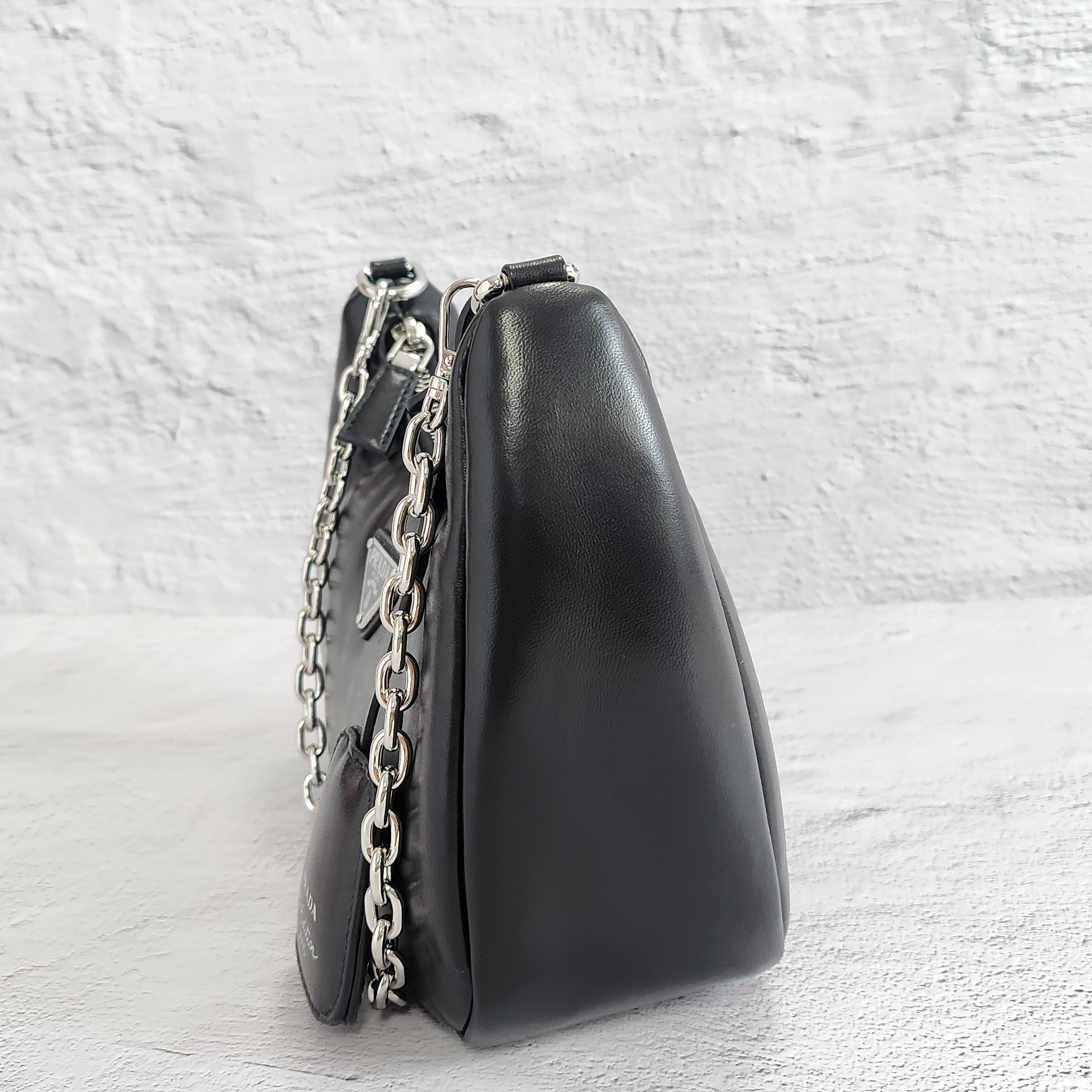 ★関税込★PRADA★Re-Edition ナッパレザー ショルダーバッグ