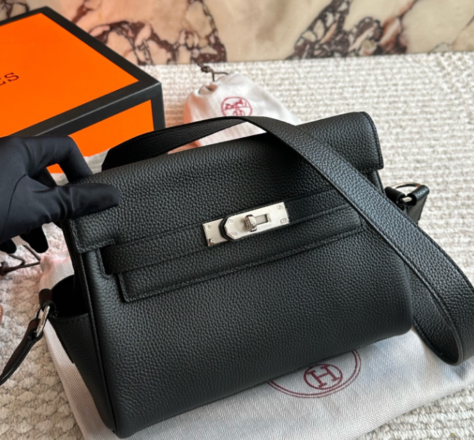 【上質なグレー】HERMES ケリー メッセンジャー PM