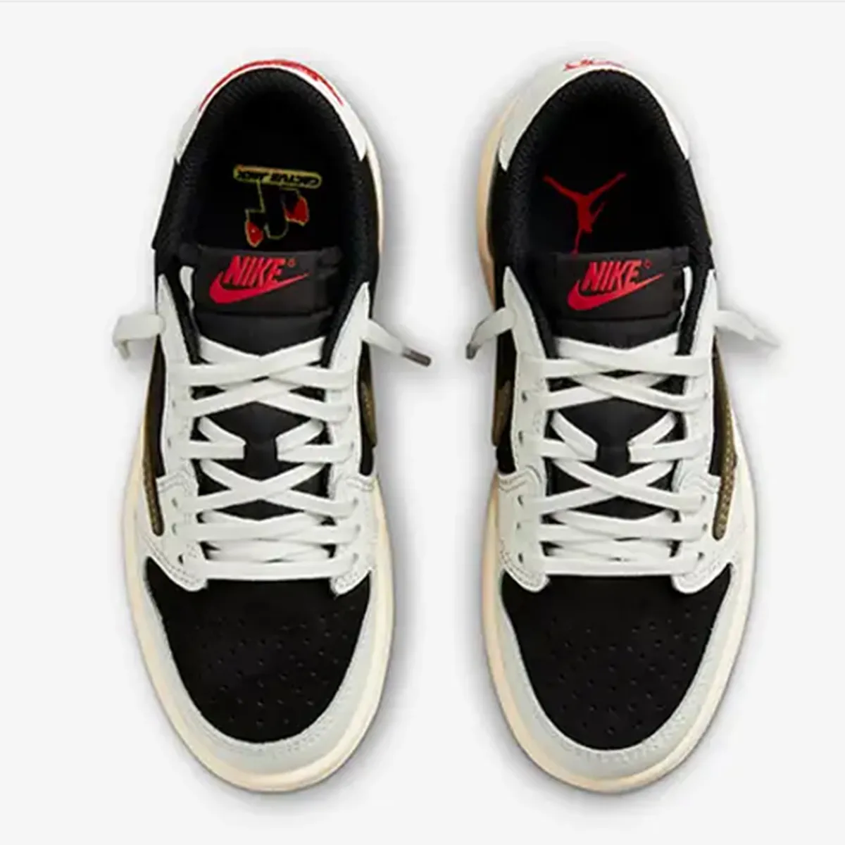 TRAVIS SCOTT X AIR JORDAN 1 LOW OG OLIVE DZ4137-106