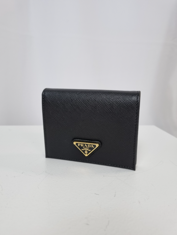 ★関税込★PRADA★SAFFIANO Triangle Logo★折りたたみ財布★