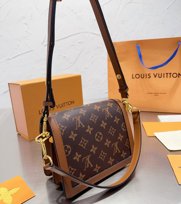 【特別なオファー】2023 M46537 ドーフィーヌ ロック･XL