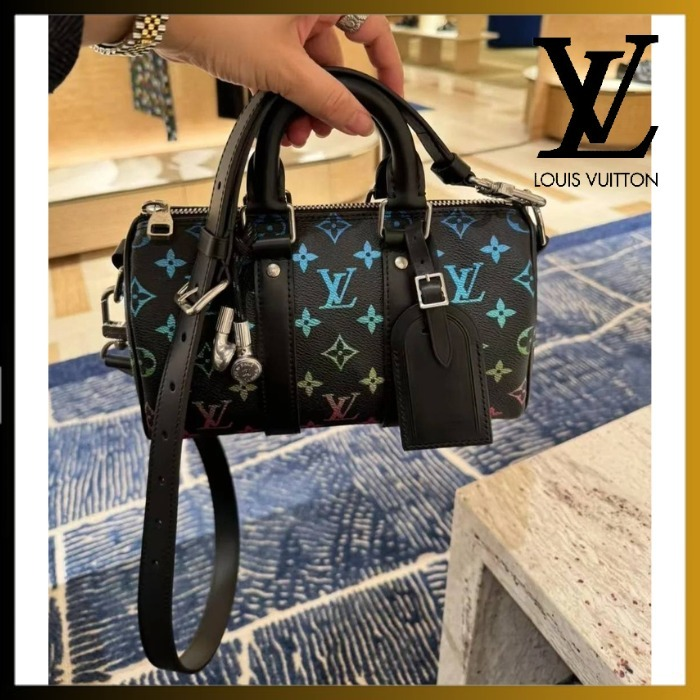 【カラフルグラデ モノグラム/黒】Louis Vuitton キーポル25B