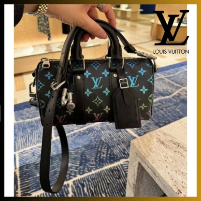 【カラフルグラデ モノグラム/黒】Louis Vuitton キーポル25B