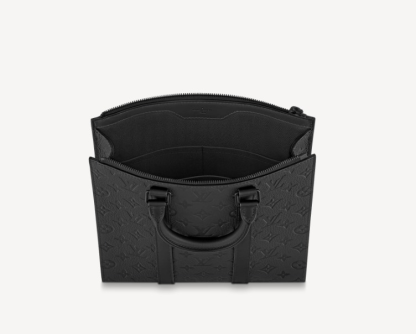 ◆モダンで男前なレザーが魅力【 LV 】サックプラ・クロス