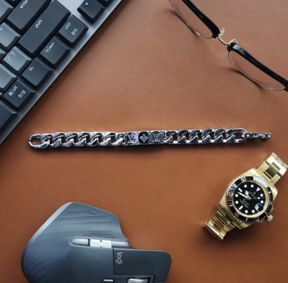 国内即発 Louis Vuitton LV チェーンブレスレット モノブラム